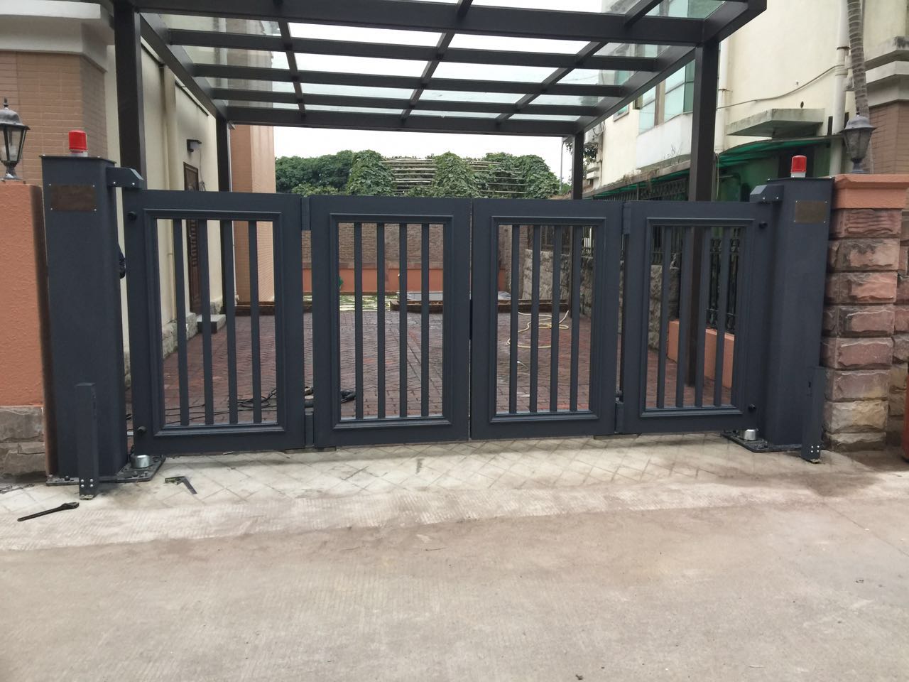 邵阳县邵阳县德阳市悬浮折叠门